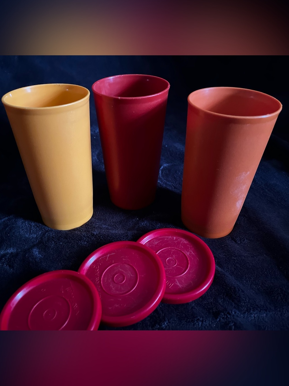 3 Tupperware Harvest Color Plastic Tumblers with Red Lids 1970’s